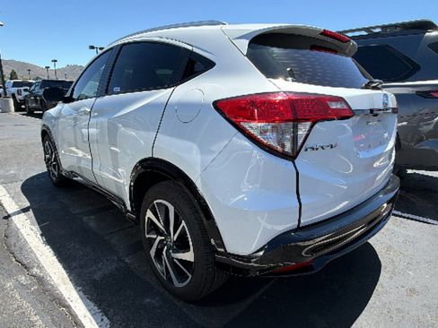 Used 2020 Honda HR-V Sport image 3
