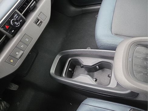 New 2026 Nissan Leaf Platinum+ image 25