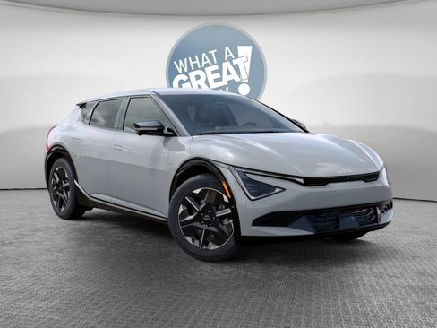 New 2026 Kia EV6 Wind AWD/4WD image 8