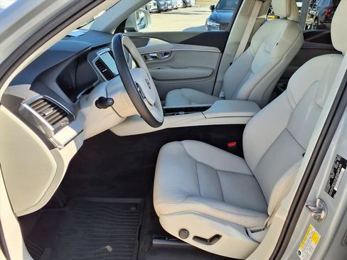 Used 2024 Volvo XC90 B5 Core w/ Protection Package Premier image 22