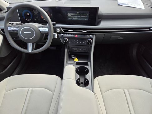 Used 2024 Hyundai Sonata SEL image 13
