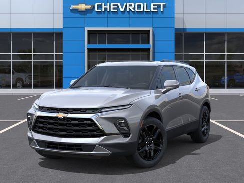 New 2026 Chevrolet Blazer LT w/ Sound & Technology Package AWD/4WD image 6