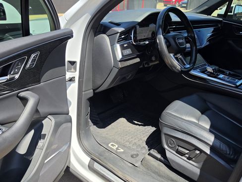 Used 2020 Audi Q7 3.0T Premium Plus w/ Premium Plus Package AWD/4WD image 25