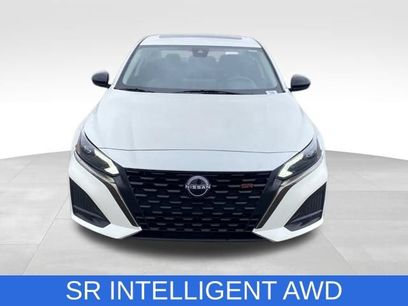 Used 2023 Nissan Altima 2.5 SR