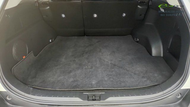 Used 2021 Toyota RAV4 XLE Premium AWD/4WD image 28