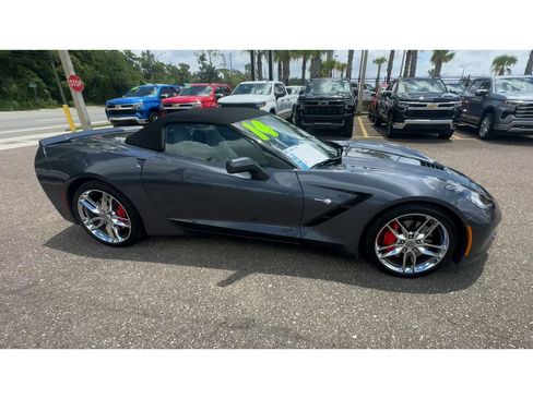 Used 2014 Chevrolet Corvette Stingray Convertible RWD image 9
