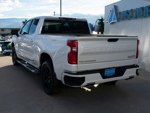 Certified 2025 Chevrolet Silverado 1500 High Country w/ Technology Package image 10