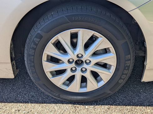 Used 2013 Toyota Prius Prime Plug-In Hybrid image 9