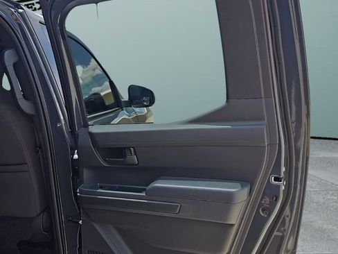 Used 2024 Toyota Tacoma SR5 RWD image 17