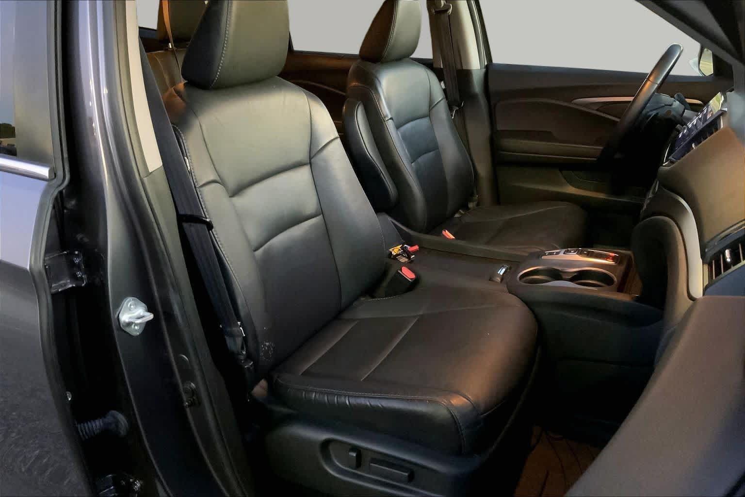 Used 2021 Honda Pilot Special Edition image 8