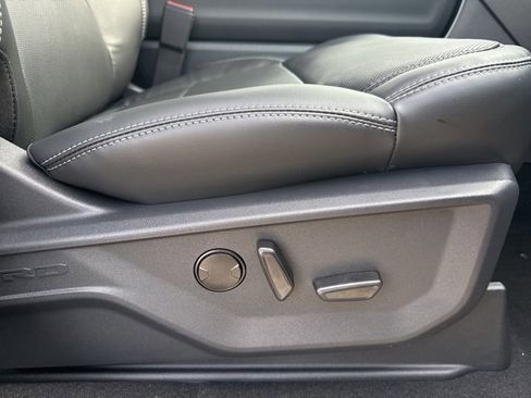 New 2026 Ford Expedition Max Platinum w/ Driver's Package image 29