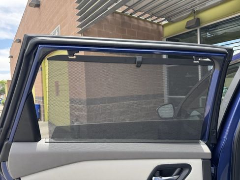 Used 2023 Nissan Rogue SV w/ SV Premium Package image 37