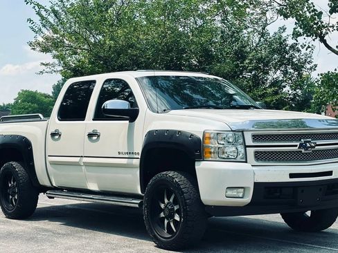 Used 2012 Chevrolet Silverado 1500 LTZ AWD/4WD image 14