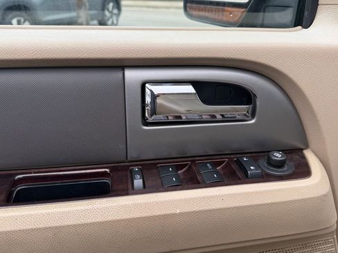 Used 2011 Ford Expedition XLT w/ 202A Rapid Spec Order Code image 9