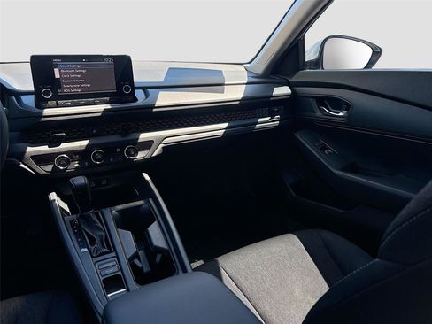 Certified 2023 Honda Accord LX image 25