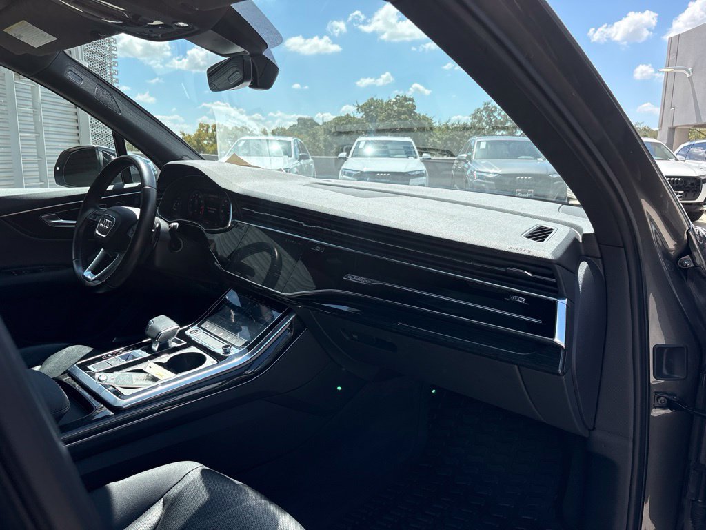 Used 2021 Audi Q7 2.0T Premium Plus w/ Executive Package AWD/4WD image 15