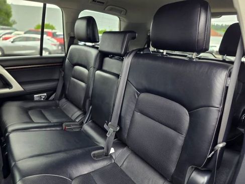 Used 2013 Toyota Land Cruiser AWD/4WD image 35