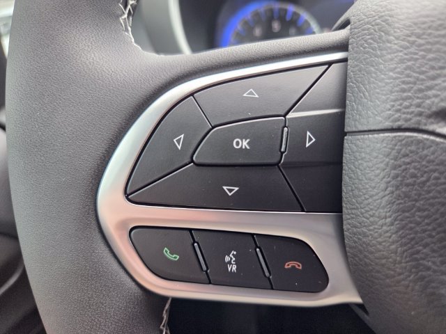New 2027 Chrysler Pacifica Select FWD image 29