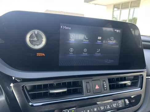 Used 2022 Lexus ES 350 w/ Premium Package image 17