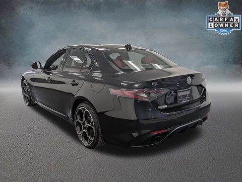 Used 2026 Alfa Romeo Giulia AWD image 6