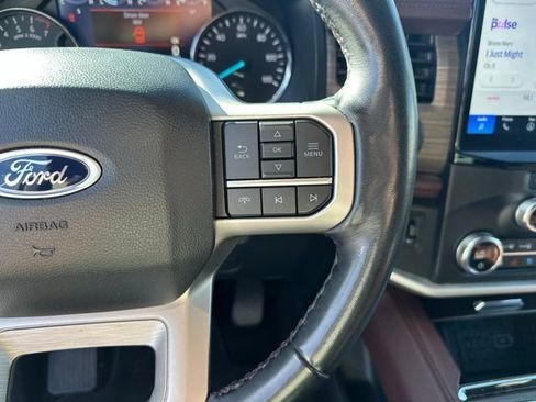 Used 2023 Ford Expedition Max Limited AWD/4WD image 5