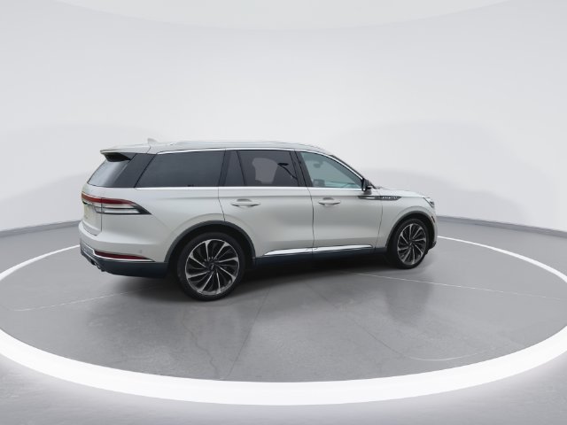 Used 2020 Lincoln Aviator Reserve w/ Equipment Group 202A AWD/4WD image 11