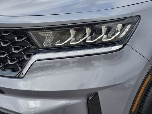 Certified 2023 Kia Sorento S image 15