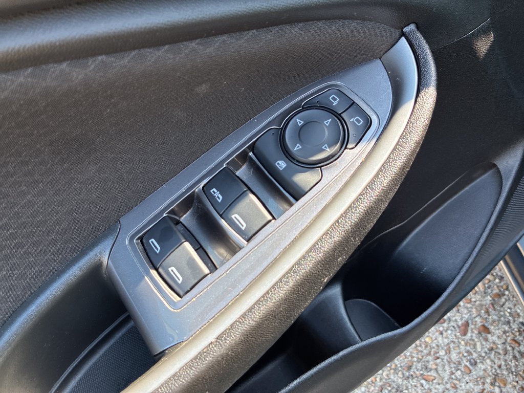 Used 2025 Chevrolet Malibu LT FWD image 26