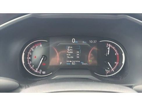 Certified 2025 Toyota RAV4 XLE FWD image 24