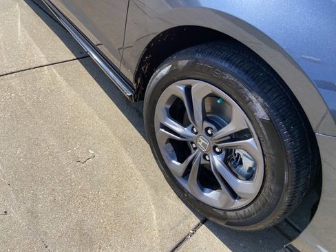 Used 2024 Honda Accord EX-L image 32