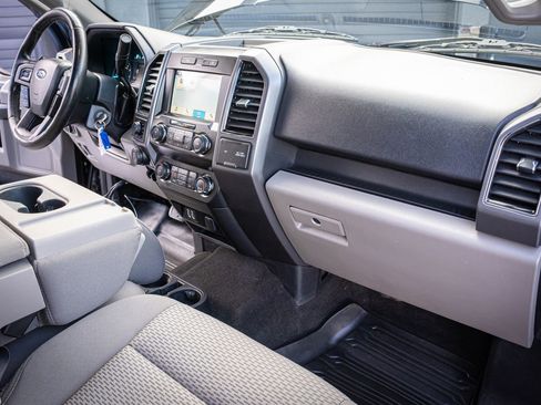 Used 2019 Ford F150 XLT w/ Equipment Group 302A Luxury image 32