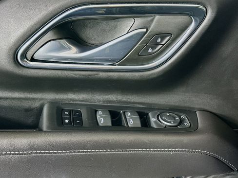 Used 2023 Chevrolet Suburban LT AWD/4WD image 14