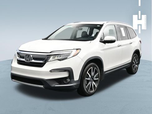 Used 2022 Honda Pilot Touring image 3