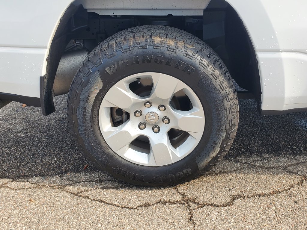 Used 2023 RAM 1500 Big Horn AWD/4WD image 7