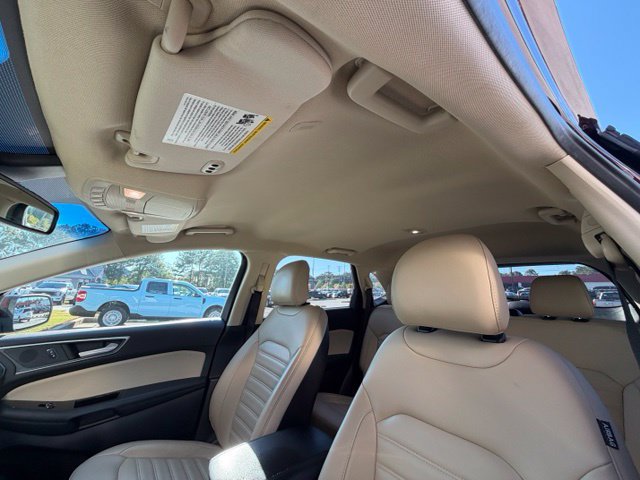 Used 2019 Ford Edge SEL w/ Equipment Group 201A FWD image 22