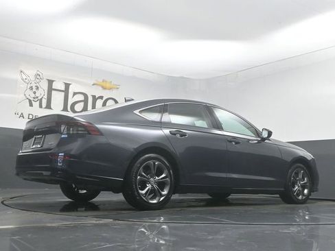 Used 2023 Honda Accord EX-L image 31