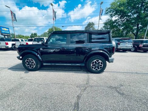 Used 2021 Ford Bronco Outer Banks AWD/4WD image 2