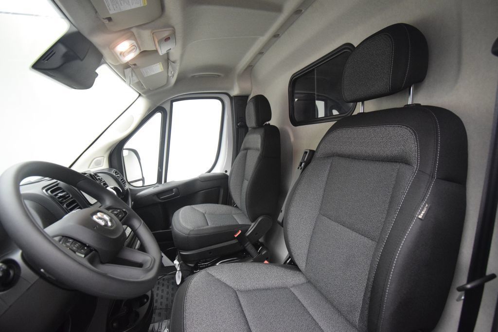 New 2026 RAM ProMaster 2500 w/ Convenience Group FWD image 34