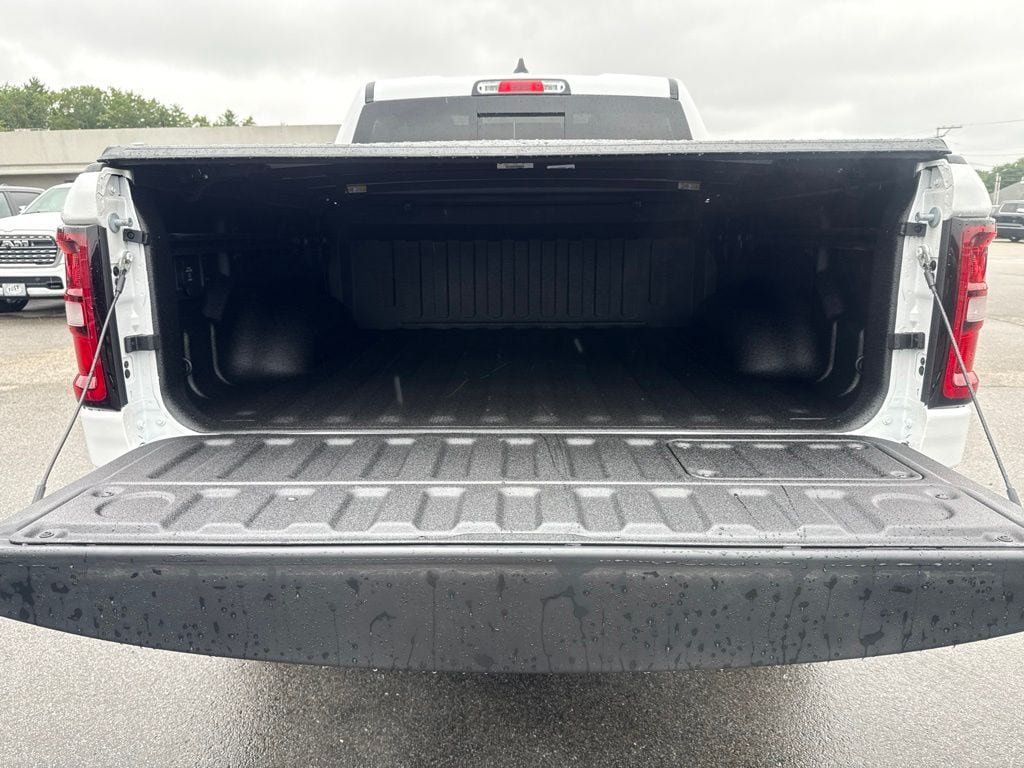New 2027 RAM 1500 Laramie AWD/4WD image 25