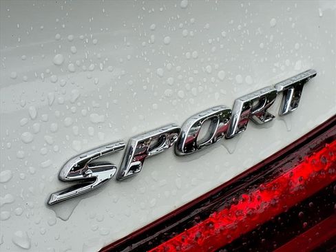 Used 2023 Honda Civic Sport image 12