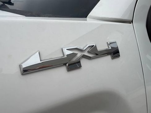 Used 2016 GMC Sierra 3500 SLT w/ Duramax Plus Package AWD/4WD image 11