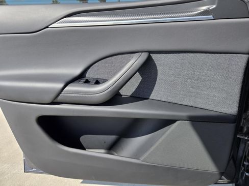 Used 2022 Tesla Model X Plaid AWD/4WD image 17