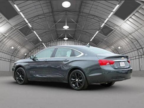 Used 2018 Chevrolet Impala LT FWD image 5