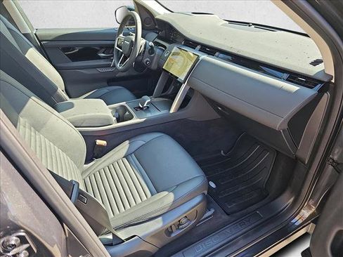 Certified 2024 Land Rover Discovery Sport S image 5