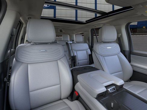 New 2026 Ford Expedition Platinum AWD/4WD image 10