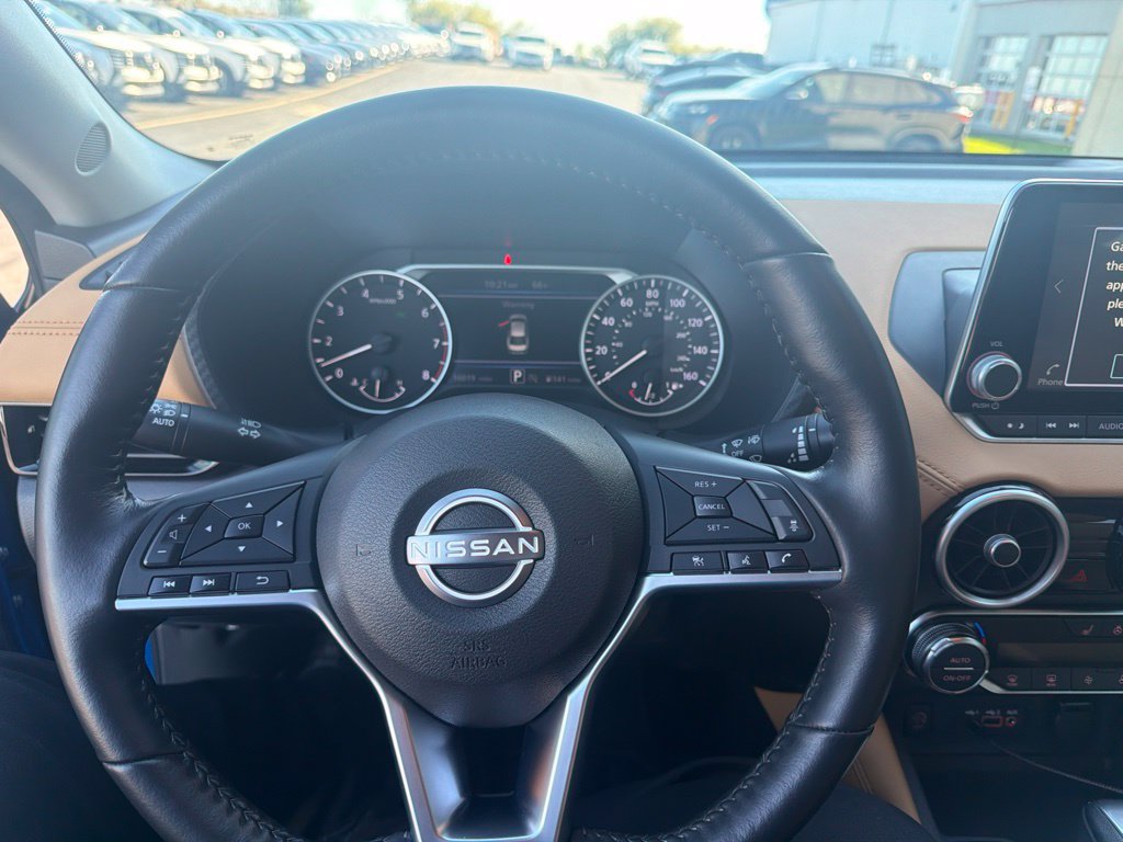 Used 2024 Nissan Sentra SV w/ SV Premium Package FWD image 5