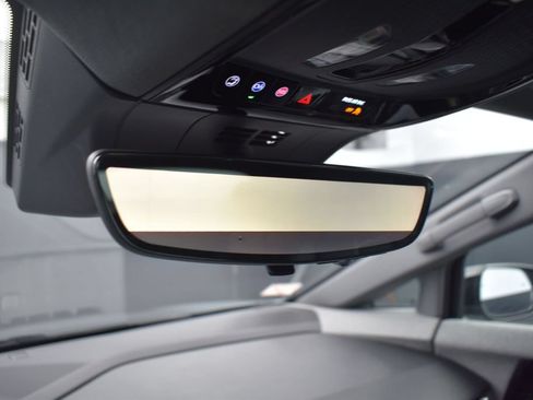 Used 2025 Cadillac Optiq Sport 2 w/ LPO, Floor Liner Package AWD/4WD image 22