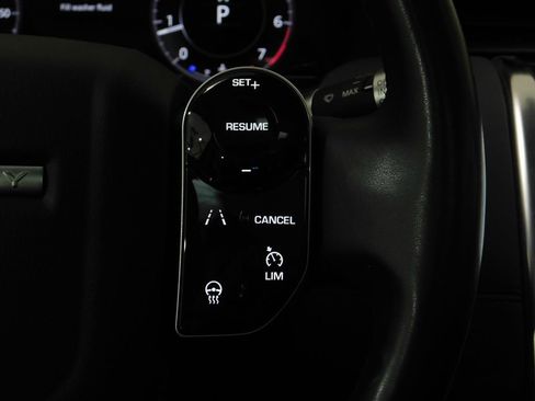 Used 2020 Land Rover Discovery Sport SE AWD/4WD image 35