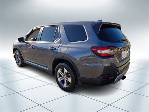 Certified 2023 Honda Pilot EX-L image 7