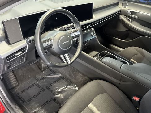 Used 2026 Hyundai Sonata SEL FWD image 13